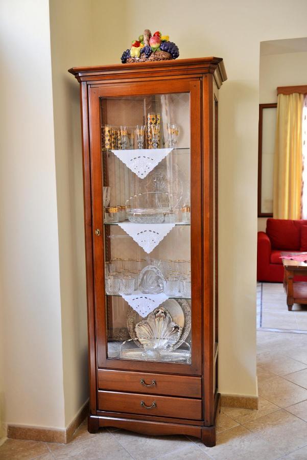 Classical Villa Archontiko D&M Rhodes City エクステリア 写真